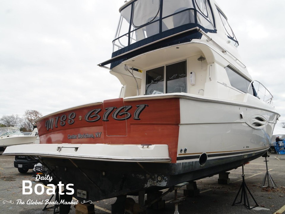 2004 Silverton 42 Convertible for sale. View price, photos and Buy 2004