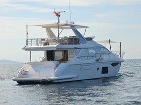 Koupit 2022 Azimut 60