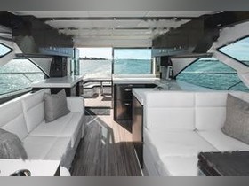Acquistare 2017 Cruisers Yachts 54 Cantius