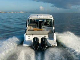 2023 Beneteau Gran Turismo 32 Outboard