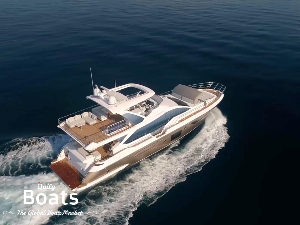 2017 Azimut 72 Fly