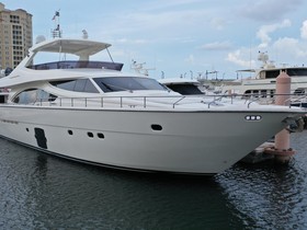 Ferretti Yachts 83