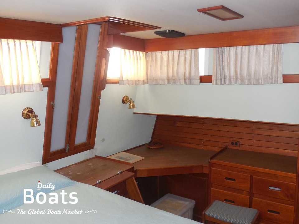 1989 Grand Banks 46 Classic for sale. View price, photos and Buy 1989 ...