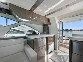 2018 Cruisers Yachts 60 Fly
