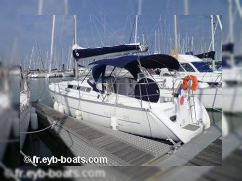 Beneteau Oceanis 323