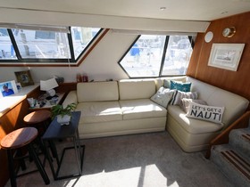 1994 Carver 440 Aft Cabin Motor Yacht myytävänä