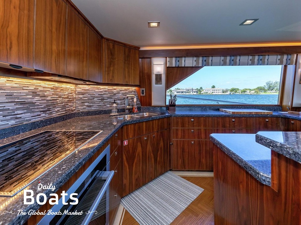 2017 Viking 92 Enclosed Bridge for sale. View price, photos and Buy