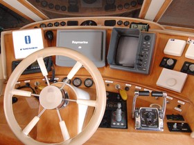 2001 Navigator Pilothouse