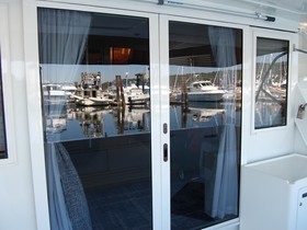 2001 Navigator Pilothouse