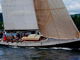 W-Class W46 Spirit Of Tradition Sloop