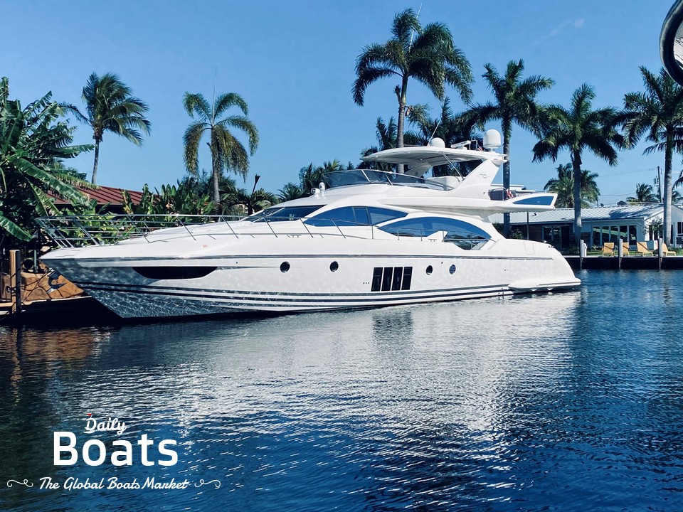 2011 Azimut 70