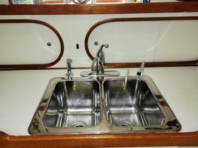 Buy 1985 Deerfoot 72 Ketch