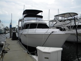 1990 Pace Motor Yacht til salgs