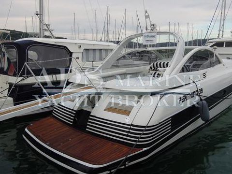 1996 Pershing 39
