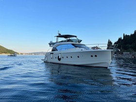 2019 Monte Carlo Yachts Mc6