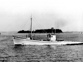 Buy 1941 Eldredge-McInnis Sardine Carrier Yacht