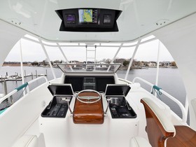 2018 Viking 80 Enclosed Skybridge на продажу