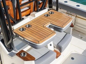 2023 Boston Whaler 360 Outrage na sprzedaż