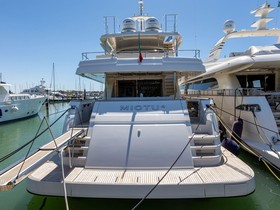 Osta 2016 Ferretti Yachts Custom Line Navetta 28
