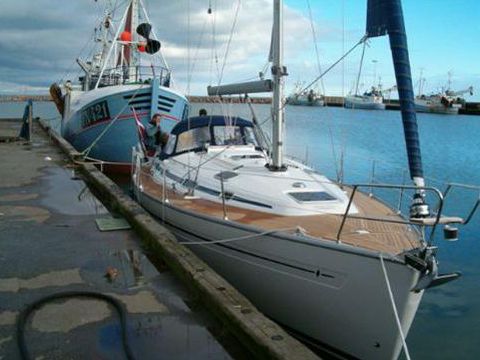 Bavaria 38