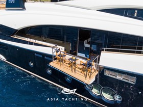 Osta 2017 Monte Carlo Yachts Mcy 105