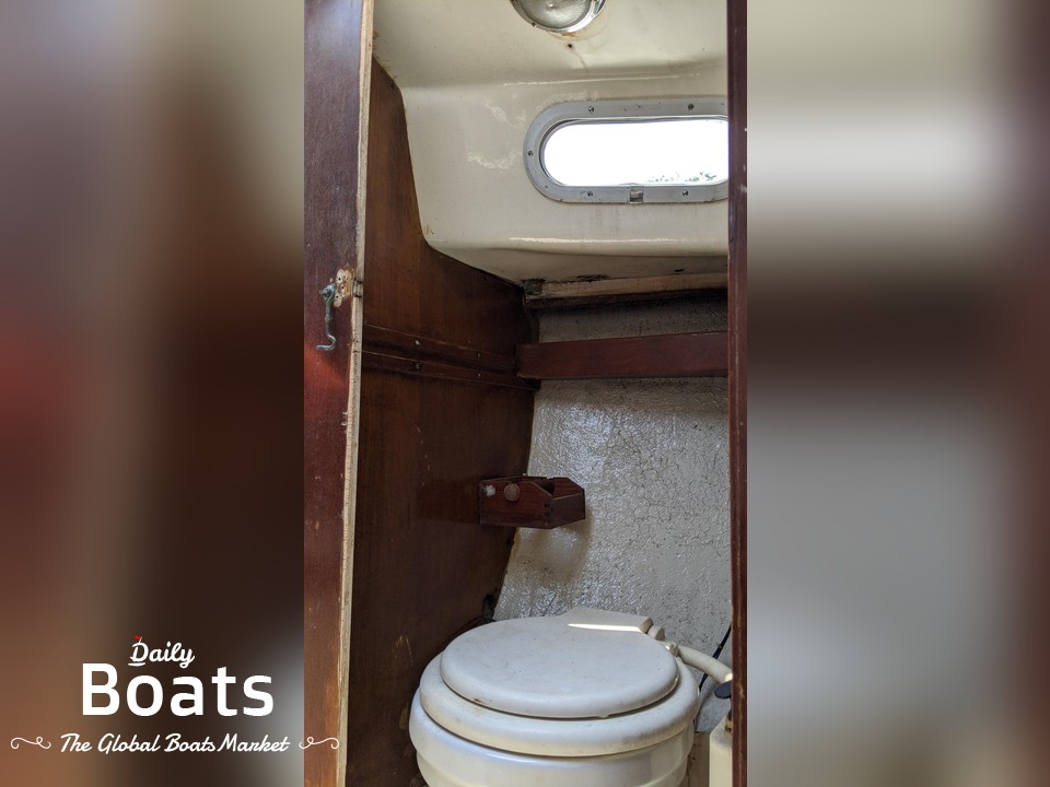 1974 Shipman 28 Sailboat for sale. View price, photos and Buy 1974