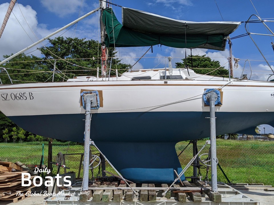 1974 Shipman 28 Sailboat for sale. View price, photos and Buy 1974