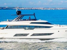 Ferretti Yachts 850 Ht