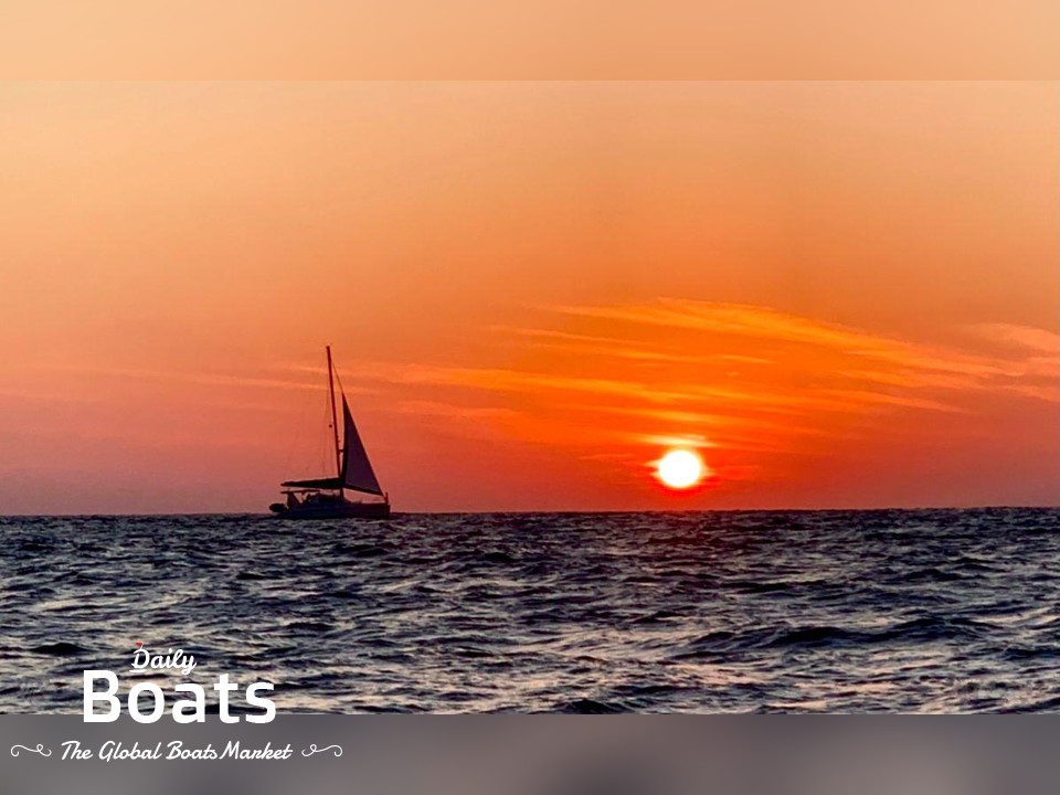 2004 Leopard 42 for sale. View price, photos and Buy 2004 Leopard 42