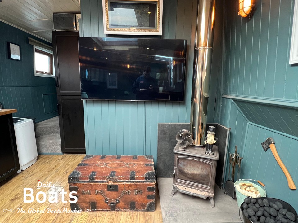 1946 Custom Humber Keel Barge/House Boat for sale. View price, photos