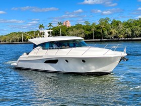 Osta 2017 Tiara Yachts C44 Coupe