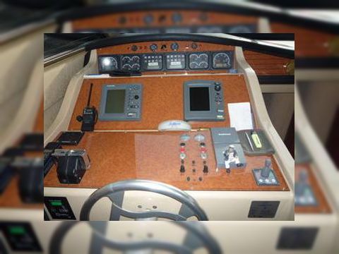 2002 Ferretti 53