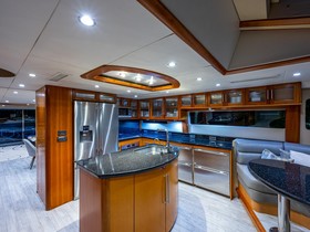 2008 Lazzara 84 Flybridge на продаж