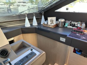 2014 Ferretti Yachts 750