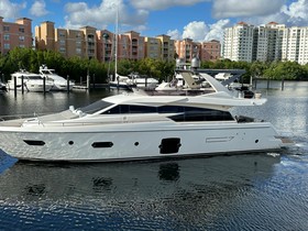 2014 Ferretti Yachts 750 kaufen