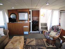 1989 President Cockpit Motoryacht