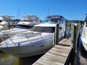 Cruisers Yachts 4450 Express Motoryacht