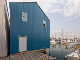 Αγοράστε 2021 Custom Boathouse