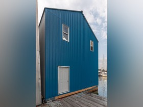 2021 Custom Boathouse