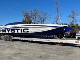 Mystic Powerboats 44 Carbon