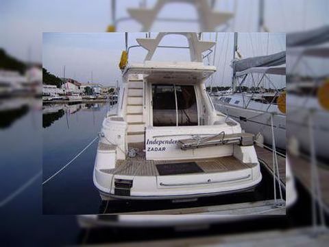 2005 Sealine 425