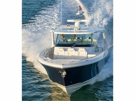 Купить 2023 Tiara Yachts 43 Ls