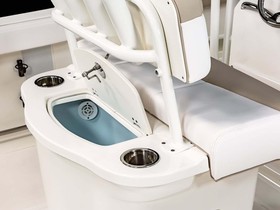 2022 Robalo R222 Center Console myytävänä