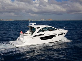 2023 Cruisers Yachts 2024 for sale