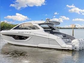 2021 Cruisers Yachts 42 Gls for sale