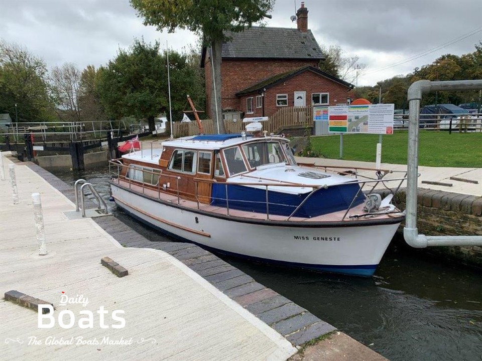 1965 Broom Boats 30 for sale. View price, photos and Buy 1965 Broom