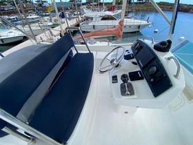 2005 Lagoon Catamarans Power 43 на продажу