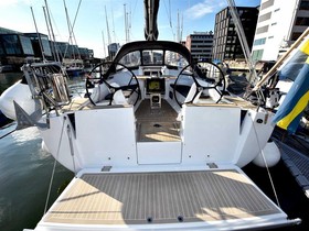 Buy 2017 Hanse Yachts 345