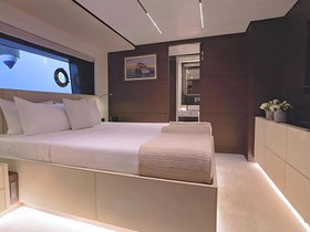 Vegyél 2020 Ferretti Yachts Custom Line 42 Navetta