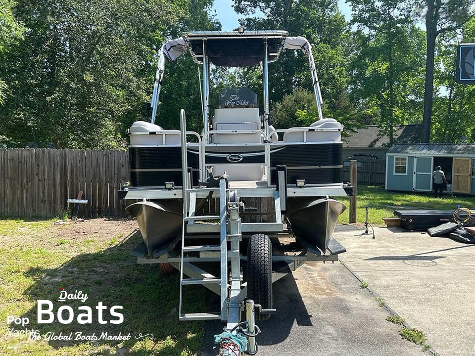 2017 Apex Marine Qwest 818 Pro Fish Cruis for sale. View price, photos ...